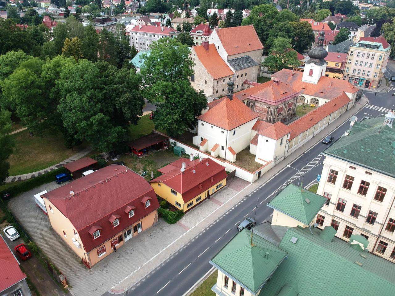 Apartman Pod Klasterem Румбурк Экстерьер фото
